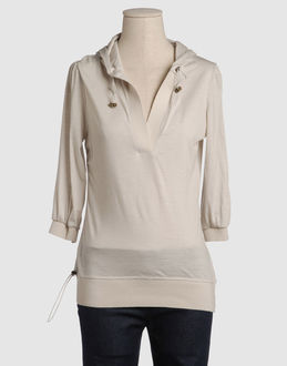 Confronta prezzi Moschino jeans topwear t-shirt maniche lunghe su yoox.com