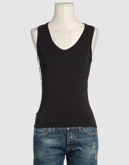 Confronta prezzi Bikkembergs topwear t-shirt senza maniche su yoox.com