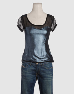 Confronta prezzi Cnc costume national topwear t-shirt maniche corte su yoox.com