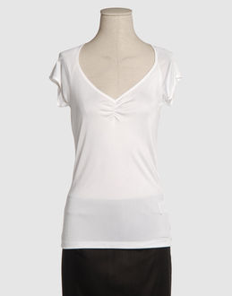Confronta prezzi St-martins topwear t-shirt maniche corte su yoox.com