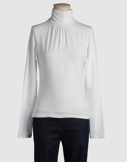 Confronta prezzi Versus topwear t-shirt maniche lunghe su yoox.com