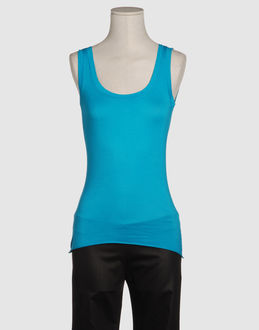 Confronta prezzi Velvet topwear t-shirt senza maniche su yoox.com