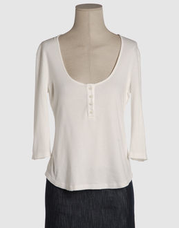 Confronta prezzi Mcq topwear t-shirt maniche lunghe su yoox.com