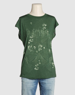 Confronta prezzi Diesel topwear t-shirt senza maniche su yoox.com