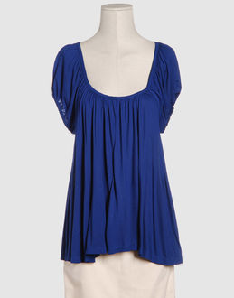 Confronta prezzi Hussein chalayan topwear t-shirt maniche corte su yoox.com