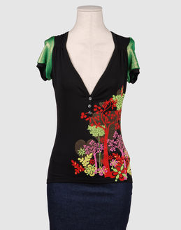 CUSTO BARCELONA - Women - TOPS & TEES - Short sleeve t-shirts on YOOX.COM