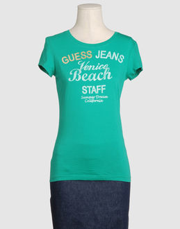 Guess Jeans : - TOPS - T-shirts manches courtes