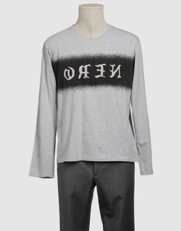  - tops - t-shirts manches longues - sur yoox.com