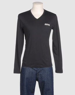 - tops - t-shirts manches longues - sur yoox.com