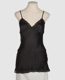 Comparez les prix Ilary - tops - tops sur yoox.com