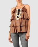 Comparez les prix Armand basi - tops - tops sur yoox.com