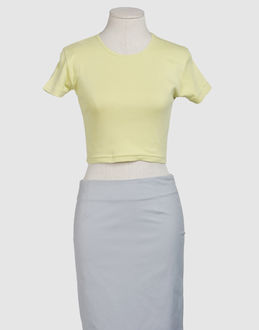 - tops - t-shirts manches courtes - sur yoox.com