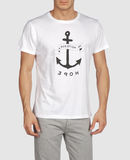 A QUESTION OF - TOPS - Kurzärmlige T-Shirts bei YOOX.COM