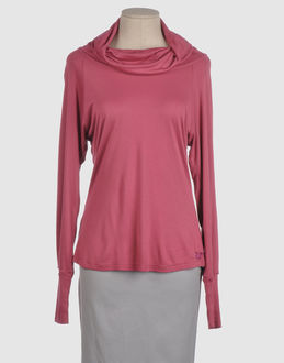 NOLITA - TOPS - Lang�rmlige T-Shirts - bei YOOX.COM