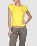 ADELE FADO - TOPS - Ärmellose T-Shirts bei YOOX.COM