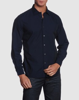 Poplin - Boned collar - Button closing -
