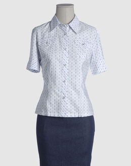 Cloth - Jacquard - Two pockets - Snap button closing - Stitch detailing -