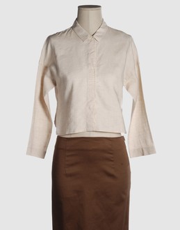Cloth - Button closing - Side slit hemline - Stitched trimmed -
