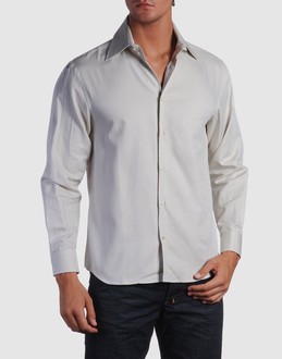 Cloth - Boned collar - Button closing -