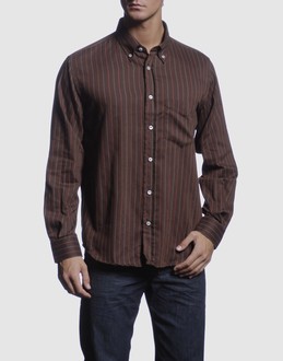 Poplin - Jacquard - Button-down collar - Single chest pocket - Button closing - Stitched trimmed - Striped detailing -