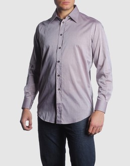 Cloth - Boned collar - Button closing - Stitched trimmed -