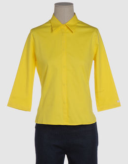 CALVIN KLEIN KHAKIS - CHEMISES - Chemises manches longues - sur YOOX.COM