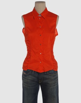 Confronta prezzi Versace jeans couture camicie camicie senza maniche su yoox.com