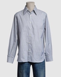 Cloth - Logo weave - Button closing - Whalebone - Pleated detailing - Appliqu? -