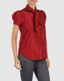 Confronta prezzi Moschino camicie camicie maniche corte su yoox.com