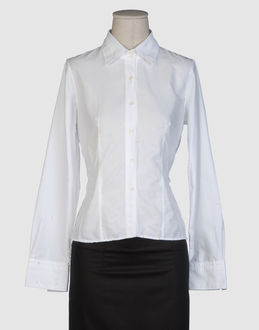 0039 italy chemises chemises manches longues sur yoox.com chez Yoox Ref 38119999