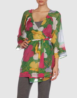 DIANE VON FURSTENBERG Short sleeve shirts - Item 38147271