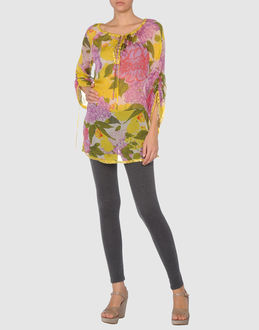 - chemises - caftans - sur yoox.com