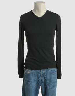 WILLIAMS WILSON - MAILLE - Pulls � col en v sur YOOX.COM
