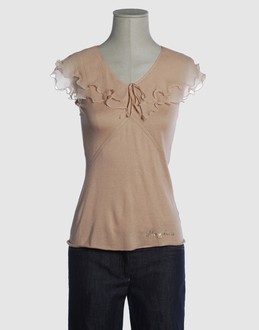 DKNY JEANS - Women - SWEATERS - Sleeveless sweaters on YOOX.COM