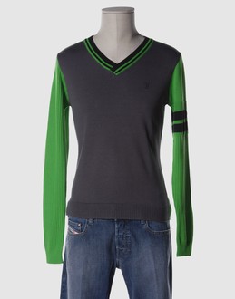 Confronta prezzi Gsus sindustries maglieria maglie collo a v su yoox.com