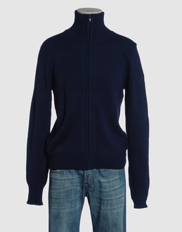 Heavy-weight jumper - Ribbed jersey - Turtleneck - Zip closure - Embroidered logo -