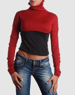 Moschino handbags and D&G jeans and tees icon