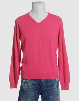 Light-weight jumper - V-neckline -