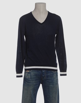 Confronta prezzi Umbro by kim jones maglieria maglie collo a v su yoox.com