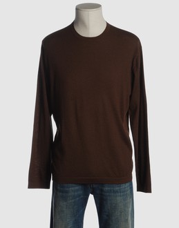 Light-weight knit - Soft hand fabric - Side slit hemline -
