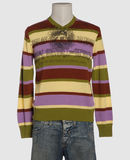 GOING FOR THE GUSTO - V-necks