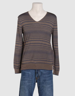 Valentino R.E.D.   Pulls � col en v