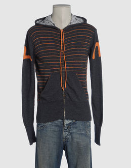 Confronta prezzi Evisu eu ed maglieria cardigan su yoox.com