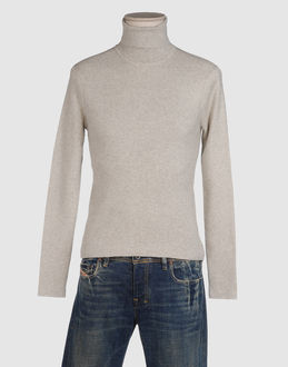 Confronta prezzi Polo jeans company maglieria maglie collo alto su yoox.com