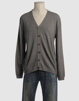 Confronta prezzi Peuterey maglieria cardigan su yoox.com