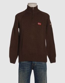 Confronta prezzi Napapijri maglieria maglie collo alto su yoox.com