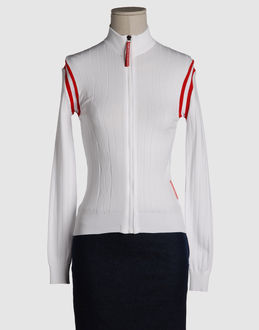 Maille l�g�re Col haut Fermetu