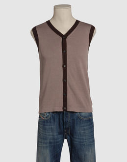 Confronta prezzi Aquascutum maglieria cardigan su yoox.com