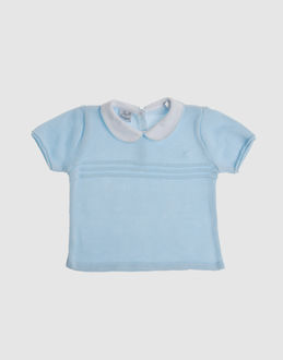 Jacquard Light-weight knit 3 buttons Dry cleanable Iron at 110� c max Do not bleach Wash at 30� c Do...