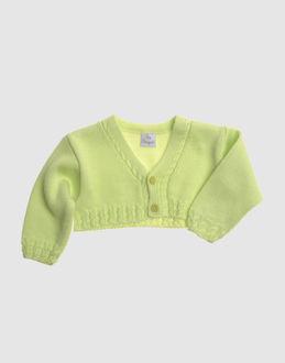 Light-weight knit 2 buttons Dry cleanable Iron at 110� c max Do not bleach Wash at 30� c Do not tumb...
